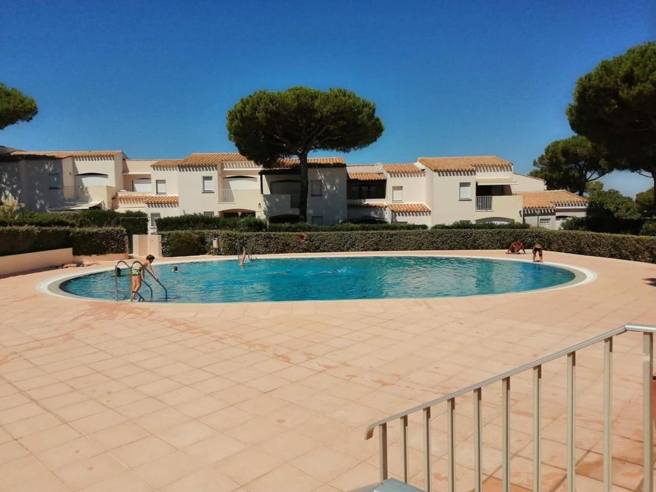 Appartement 4/6 Personnes Plain Pied - 5Min Plage - Piscine En Face آجد المظهر الخارجي الصورة